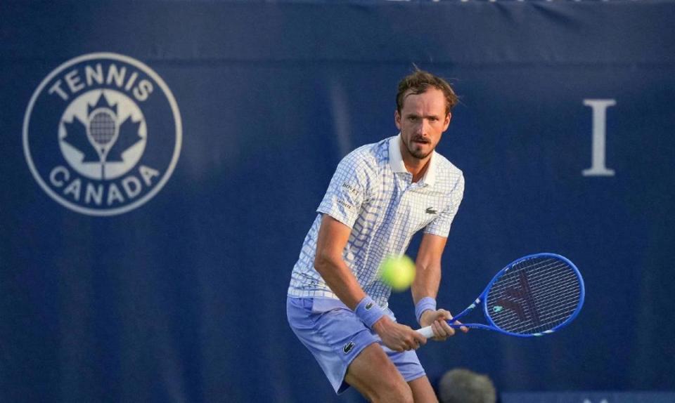 img, 站在梅德韦, 直接不给丹