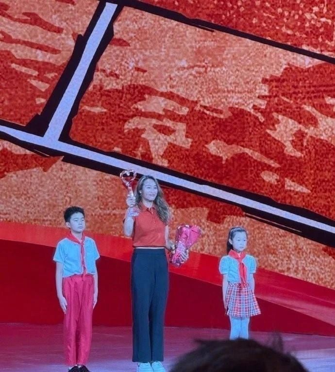 me, data, outli me, data, outli