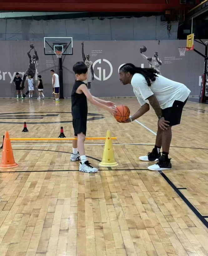 好的苗子基, 住人 好的苗子基, 住人