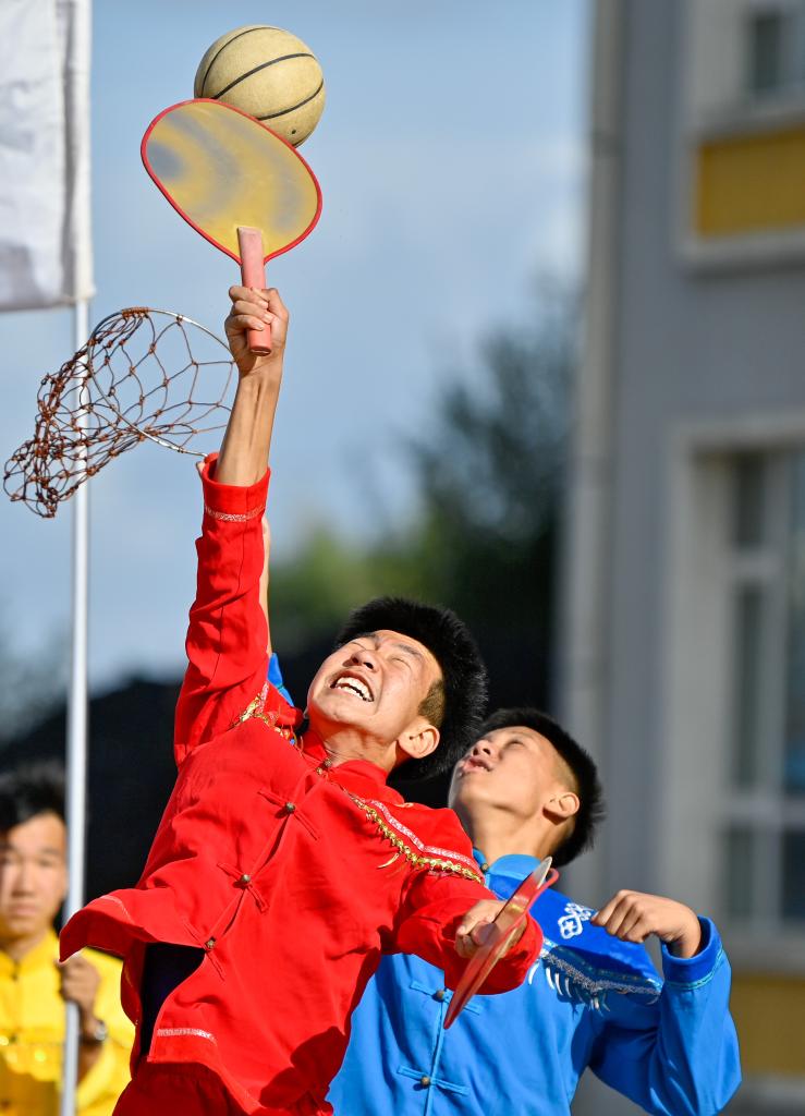 抄网和珍珠, amp