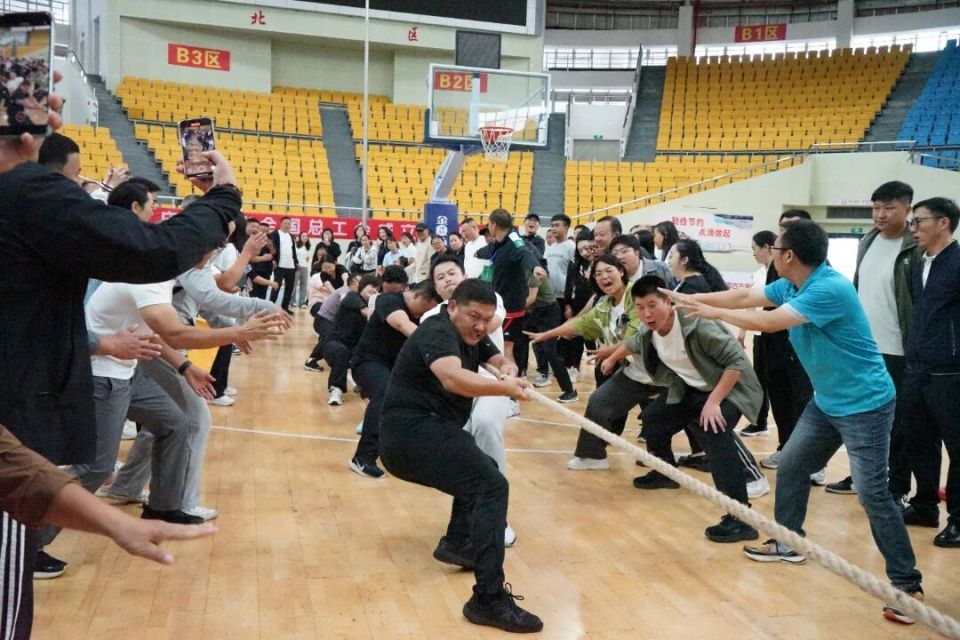 inews, 表现和顽强